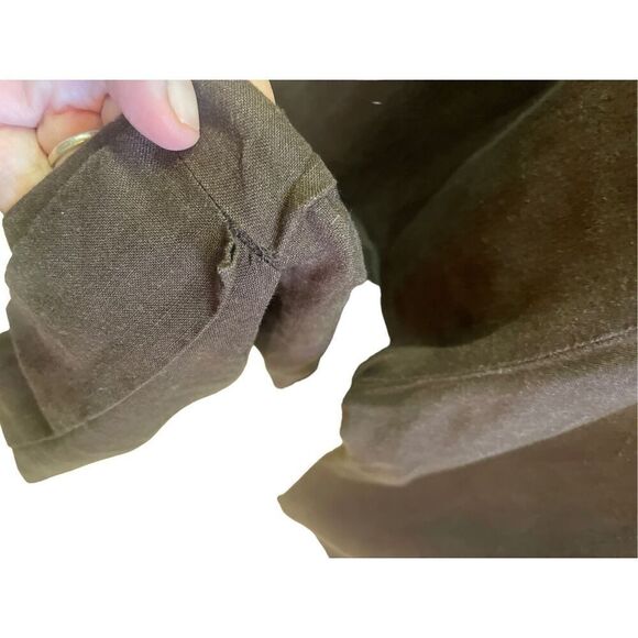 Larry Levine Chocolate Brown Cuffed Capri Pants With Medallions at Waist Fully L - Picture 7 of 9
